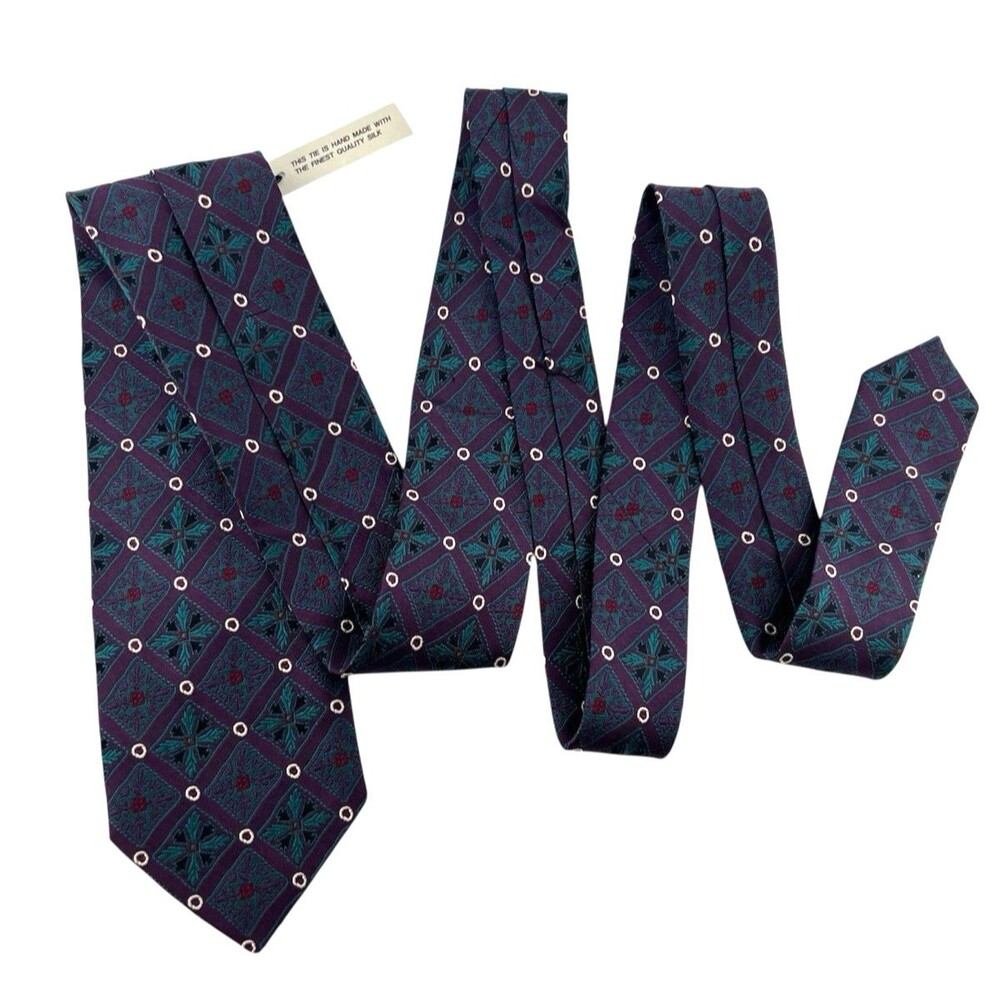 Vtg NEW Seigo New York Tie 100% Silk Handmade Japan Purple Necktie The Hound NWT